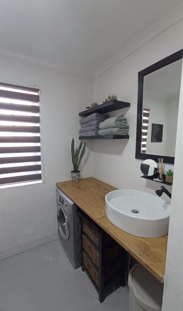 Tranquil Tide Apartment